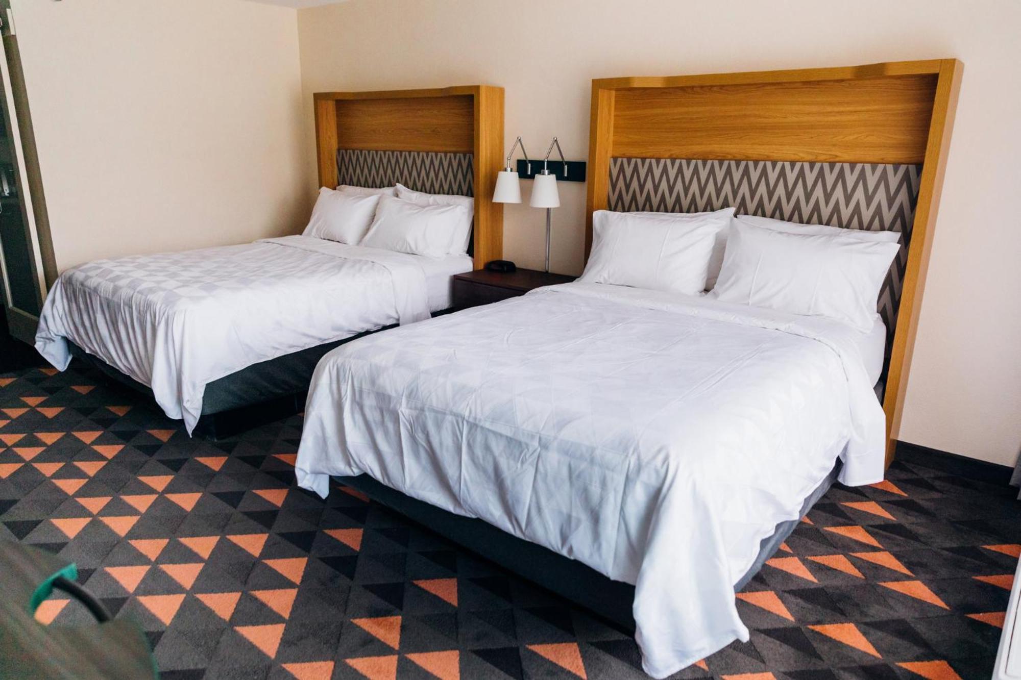 Standard Room with Two Queen Beds